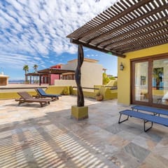 Casa Del Mar